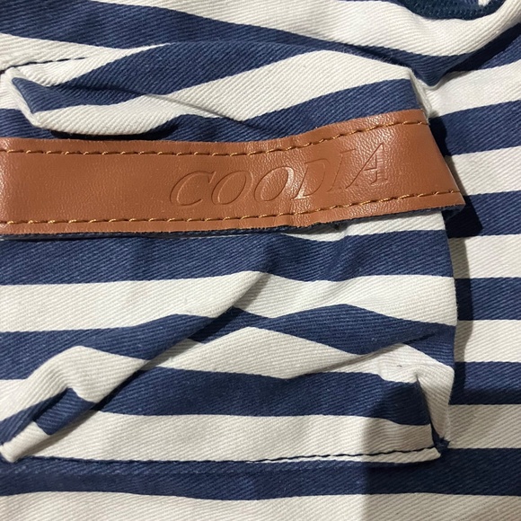 Coodia Legs Out Open Fronf Dog carrier - Picture 5 of 5